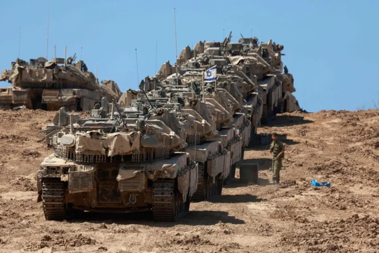 Las tropas israelíes avanzan hacia el centro de la ciudad de Gaza