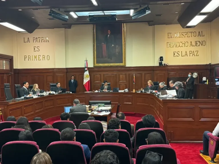 Primera sesión de ‘nueva’ SCJN, con tropiezos; invalida leyes y resuelve 3 de 15 asuntos