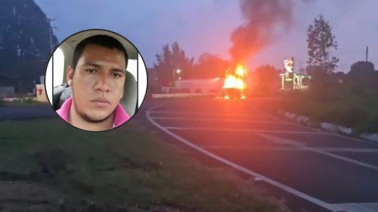 Queman vehículos en protesta a la desaparición de cuatro jóvenes en carretera | Video