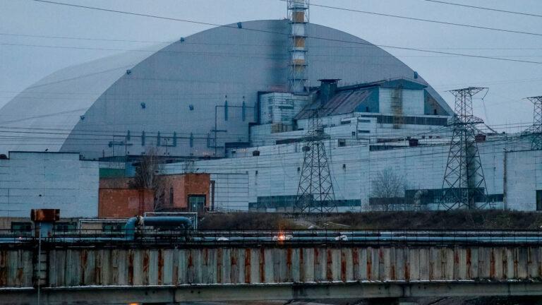 Ataque ruso ha dejado sin electricidad las instalaciones de Chernóbil, afirma Ucrania