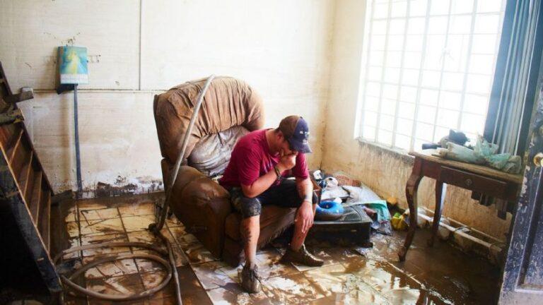 Aumenta a 64 el número de personas fallecidas por lluvias y 74 no localizadas