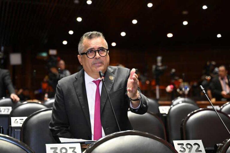 México avanza con estabilidad, certidumbre y los ingresos aprobados por la Cámara de Diputados le servirán al país para enfrentar los retos nacionales: Carol Antonio Altamirano.