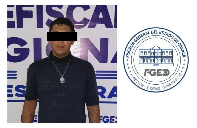 Fiscalía de Oaxaca obtiene vinculación a proceso contra E.B.M. por narcomenudeo en Santa Cruz Xoxocotlán; estaría vinculado con red delictiva de robo de vehículos en la Zona Metropolitana
