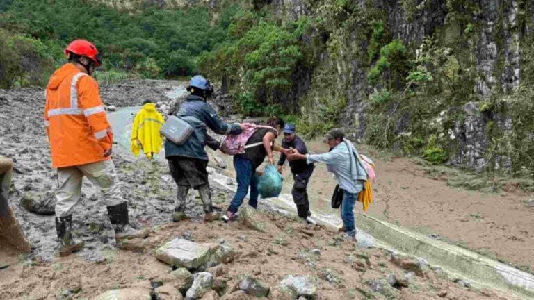 Suman 76 muertes y 39 desaparecidos por fuertes lluvias en cinco estados