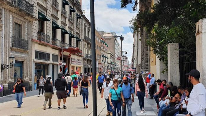 calle-de-madero-en-el-centro-historico-de-la-cdmx