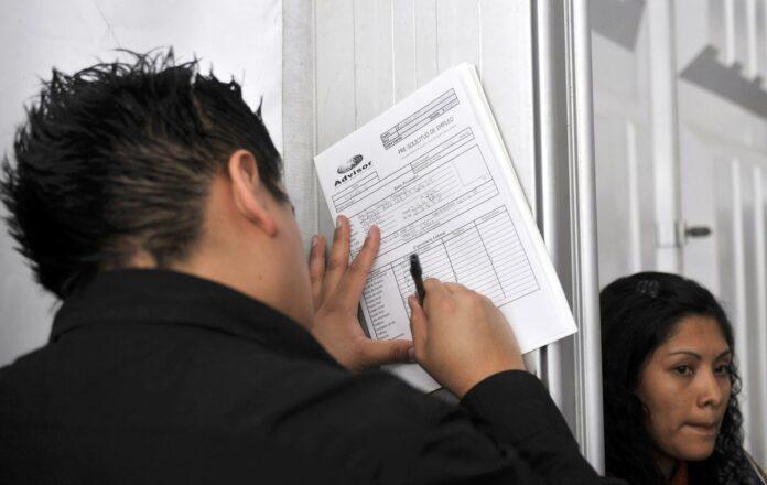 La tasa de desempleo en México baja al 2,7 % en junio