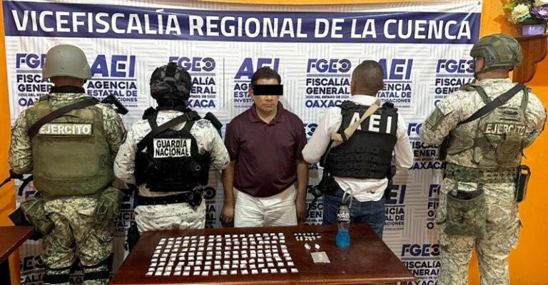 Tras cateo en bar de la Sierra Norte detienen a una persona, al tratarse de un punto de venta de narcomenudeo