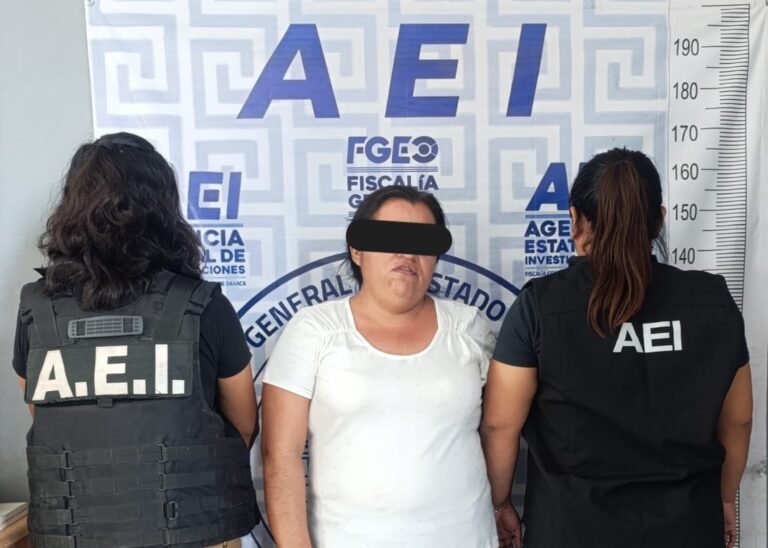 Fiscalía de Oaxaca detiene a mujer que se desempeñaba como trabajadora del hogar por robo de joyas en casa habitación, hallan objetos sustraídos en casa de empeño