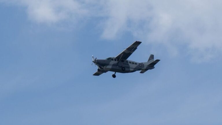 Desplome aéreo en Texas: Marina espera análisis de caja negra para identificar la causa del accidente