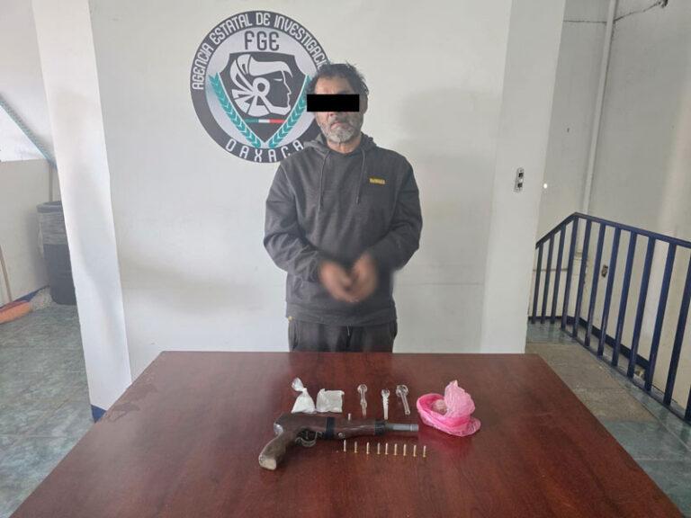 Fiscalía de Oaxaca detiene a persona que agredió con disparos de arma de fuego a elementos de la AEI durante ejecución de una orden de aprehensión por violencia familiar