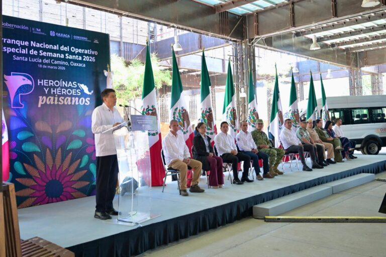 Encabeza Salomón Jara banderazo de Operativo de atención a migrantes durante Semana Santa