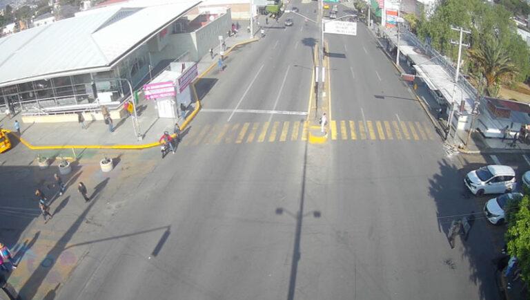 Desactivan bloqueos en la capital oaxaqueña; manifestantes causan daños a vehículos particulares y autobuses