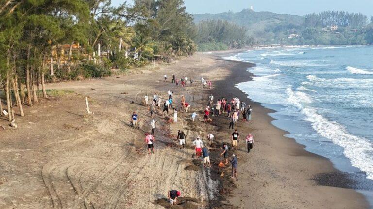 Marina lanza importante aviso para VACACIONES de Semana Santa tras derrame de petróleo en playas de Veracruz y Tabasco