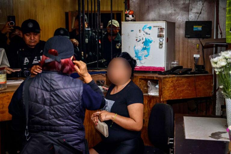 Fiscalía de Oaxaca y Gabinete de Seguridad realizan cateo en hotel capitalino, tras denuncia pública por trata de personas
