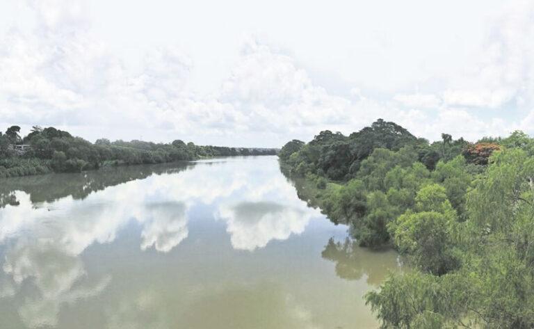 Joven desaparece tras ingresar a río en Oaxaca