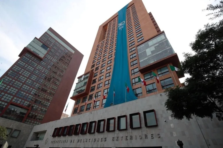 SRE recibe solicitud para extradición de Rocha Moya; señala falta de pruebas de EU