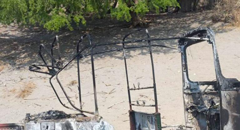 Roban moto taxi y aparece quemado a un costado del río de Tehuantepec