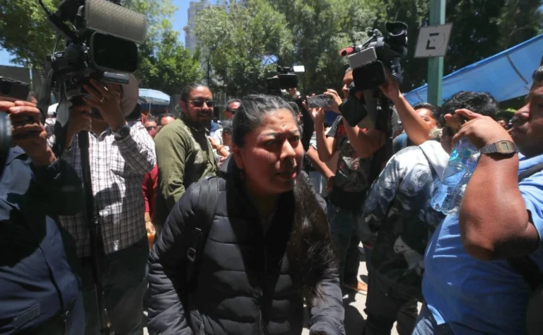 Sección 22 de la CNTE reinstala mesa con Segob, SEP y Jara; exige destituir al alcalde de Mitla