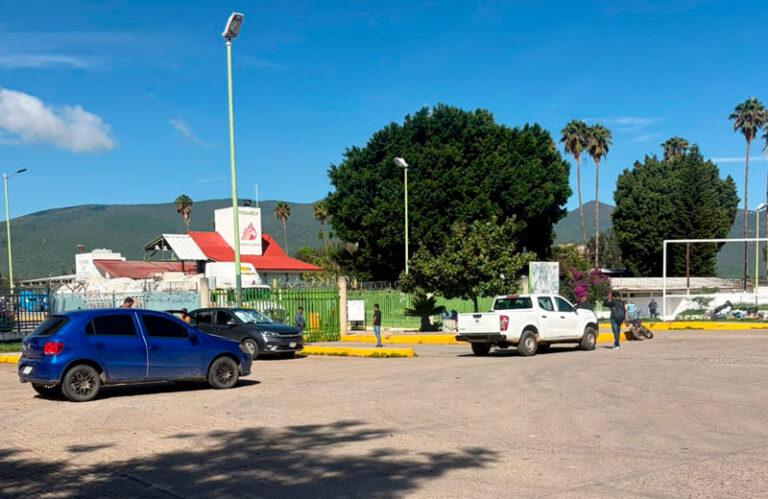 CNTE retoma bloqueo en planta de Pemex en El Tule; crece preocupación por desabasto de combustible