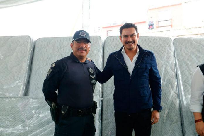 ray_chagoya_policia