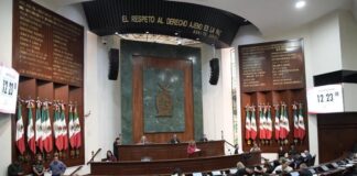 Sinaloa frena uso de celulares en escuelas para evitar distracciones y acoso