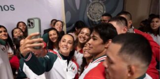 Claudia Sheinbaum abandera a la delegación mexicana que participará en los Juegos Centroamericanos 2026