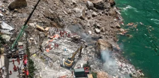 Al menos ocho muertos y 34 desaparecidos tras deslave en Chongqing, China