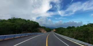 Modernización de carretera Salina Cruz-Zihuatanejo beneficiará a casi 2 millones de habitantes: SICT