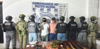 Cateo en San Pedro Atoyac deja dos detenidos, armas de alto poder y presuntas drogas aseguradas