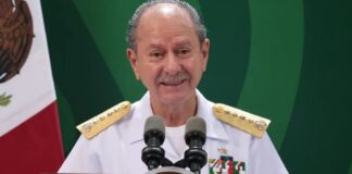 Almirante Rafael Ojeda no está escondido, aclara Claudia Sheinbaum