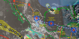 Oaxaca inicia septiembre con lluvias, tormentas y oleaje elevado; advierten por bancos de niebla