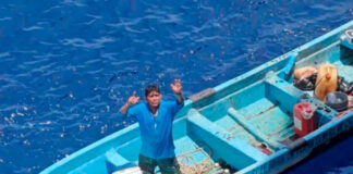 Localizan con vida a pescador de Puerto Ángel tras seis días desaparecido en altamar