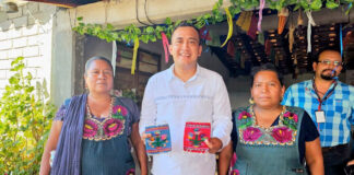 Nino Morales reconoce a quienes bordan y tejen la historia de Oaxaca