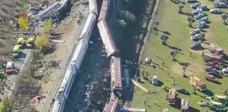 Al menos 68 muertos por la colisión de dos trenes de alta de velocidad en España