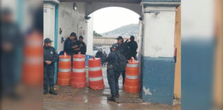 Policía Municipal de Oaxaca de Juárez inicia paro de labores